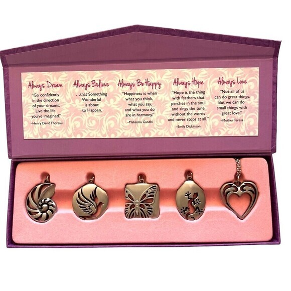 Always Be True Necklace Set Wearable inspirations charms and chain all in a box. - Picture 1 of 5
